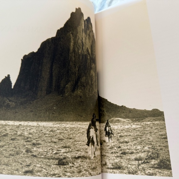 Native American Portraits Book 1862 - 1918 text by Nancy Hathaway - Picture 5 of 10